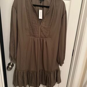 Banana Republic Size M Olive Smock Dress